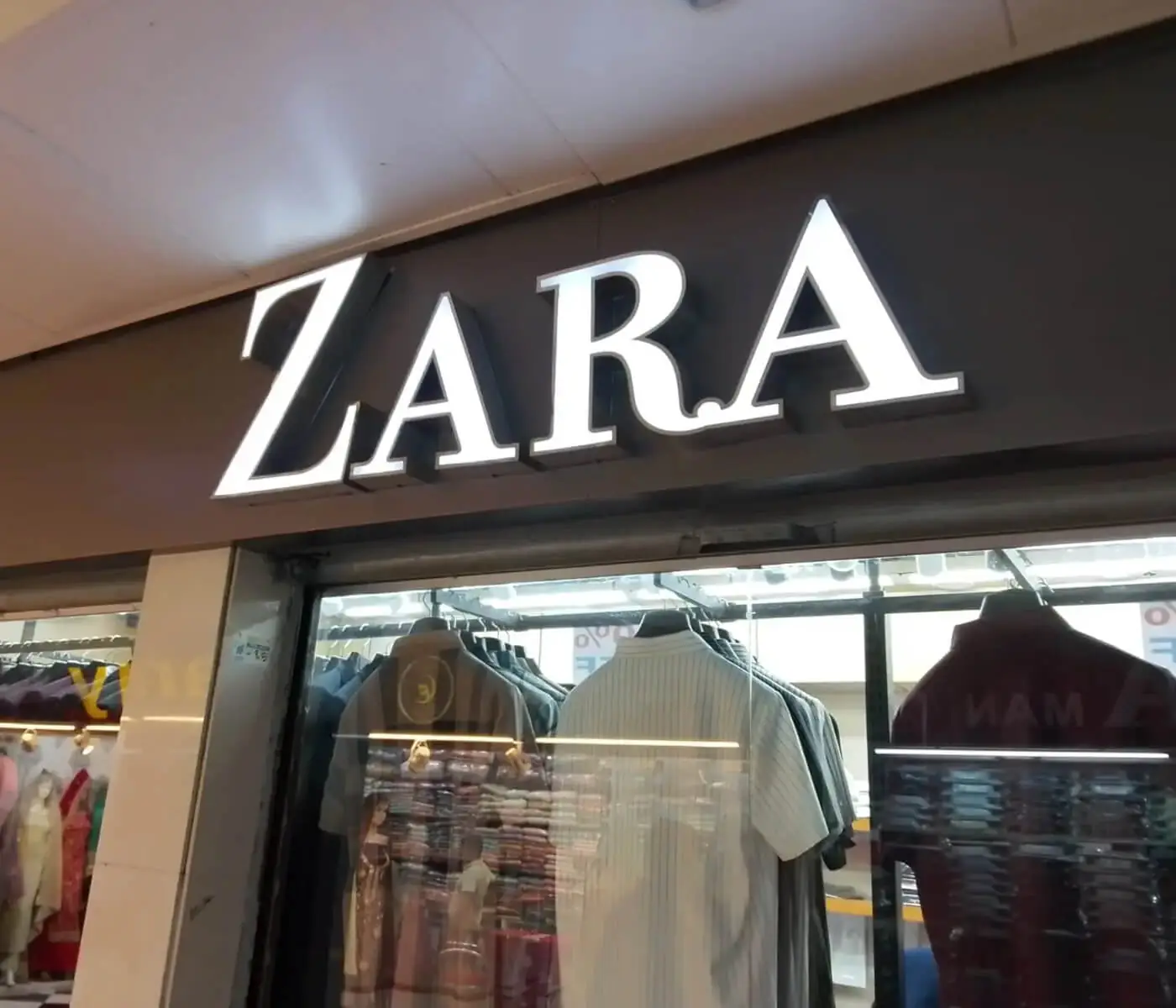 SS Bata Model Letters Signboards